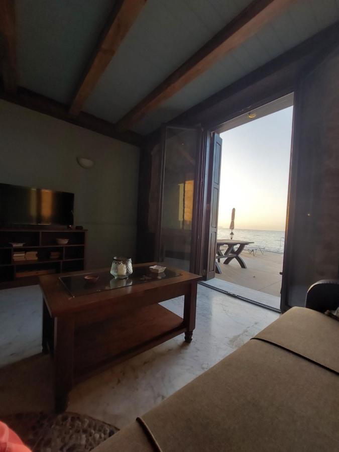 Volakas Beachfront Suites Rethymno  Екстер'єр фото